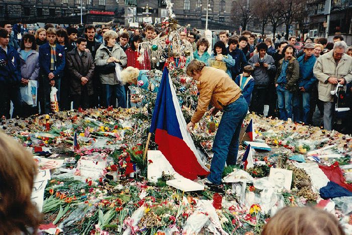 Бархатная революция 1989 Бархатная революция 1989