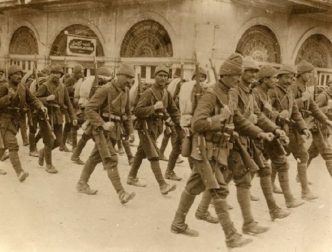 Османские войска в Алеппо. 1914 г. Османские войска в Алеппо. 1914 г.