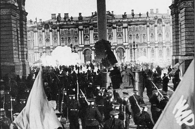 Зимний дворец, 25 октября 1917